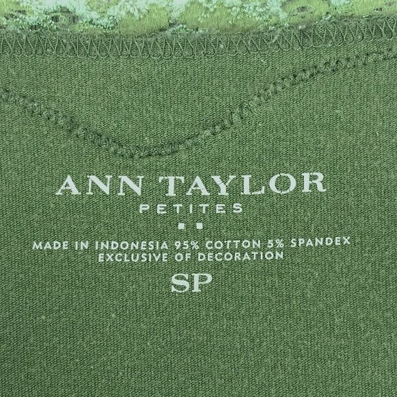 Ann Taylor Petites Green Soft Stretch Lace Cami with Adjustable Straps Size SP - Picture 9 of 12